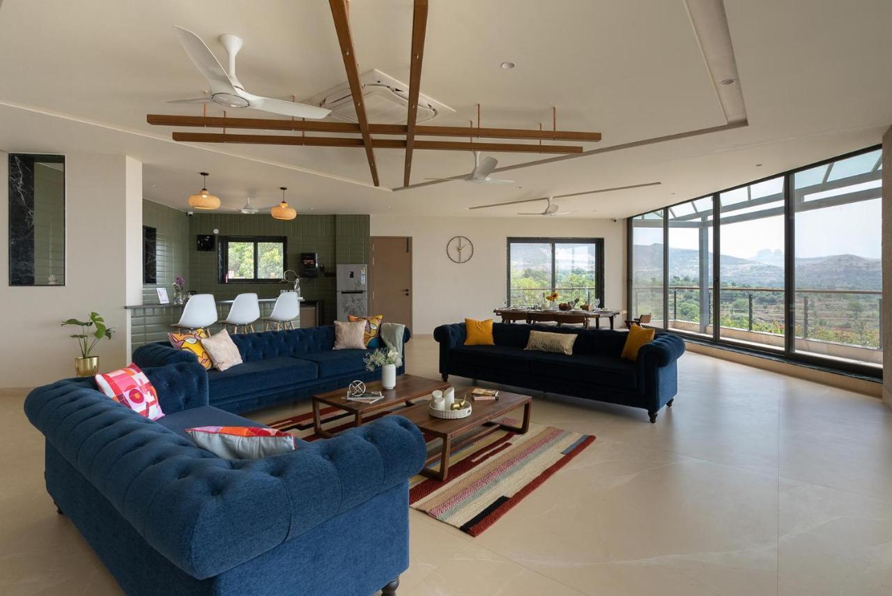 Pearl Lakeview Mansion By Stayvista - Lakeside Villa With Infinity Pool, Jacuzzi, In-House Theatre & Games Room Igatpuri Ngoại thất bức ảnh