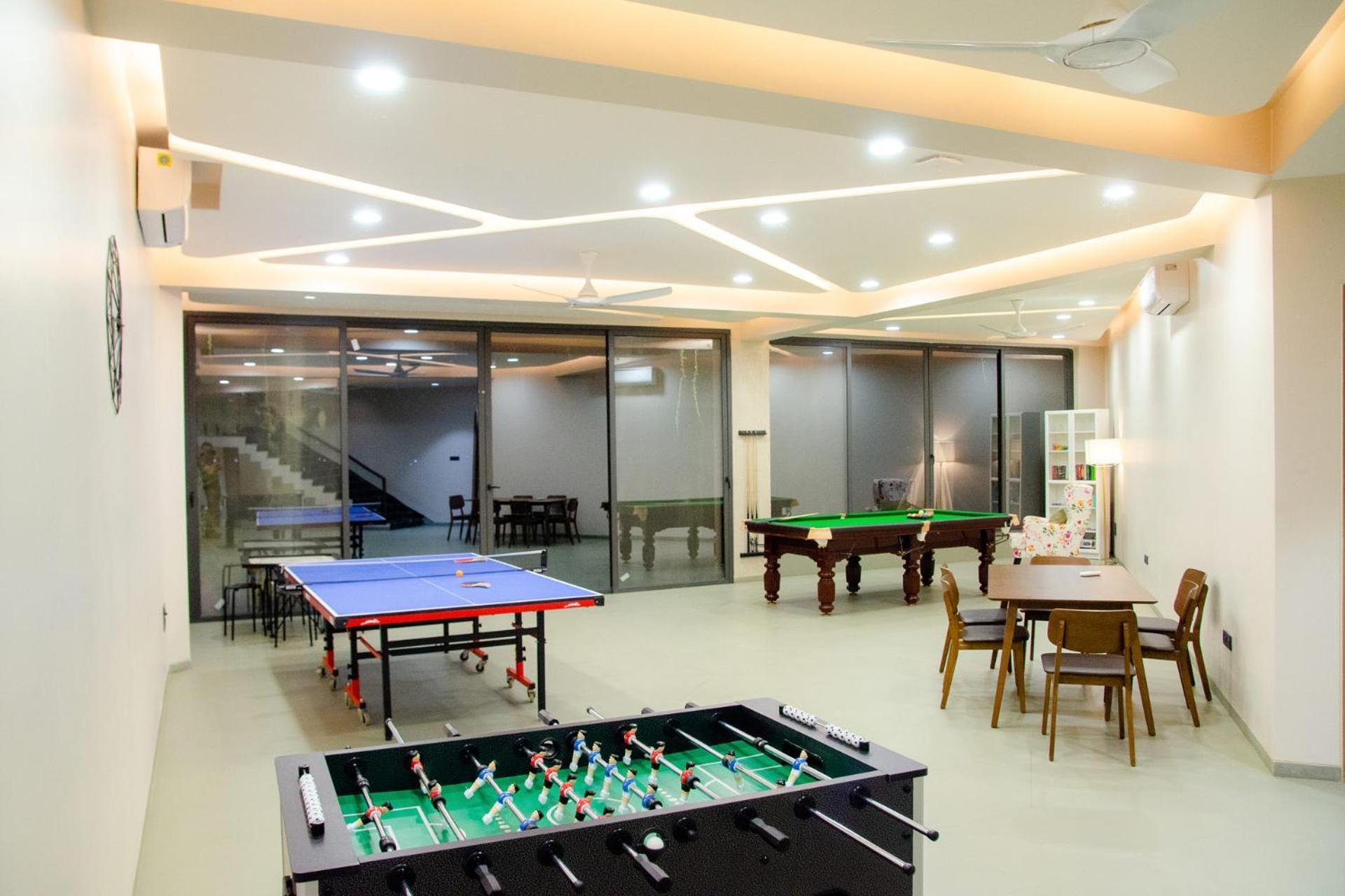 Pearl Lakeview Mansion By Stayvista - Lakeside Villa With Infinity Pool, Jacuzzi, In-House Theatre & Games Room Igatpuri Ngoại thất bức ảnh