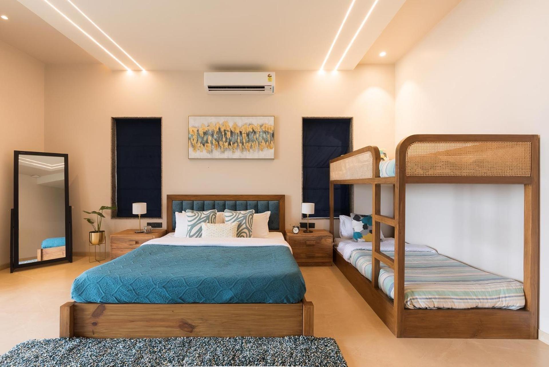 Pearl Lakeview Mansion By Stayvista - Lakeside Villa With Infinity Pool, Jacuzzi, In-House Theatre & Games Room Igatpuri Ngoại thất bức ảnh