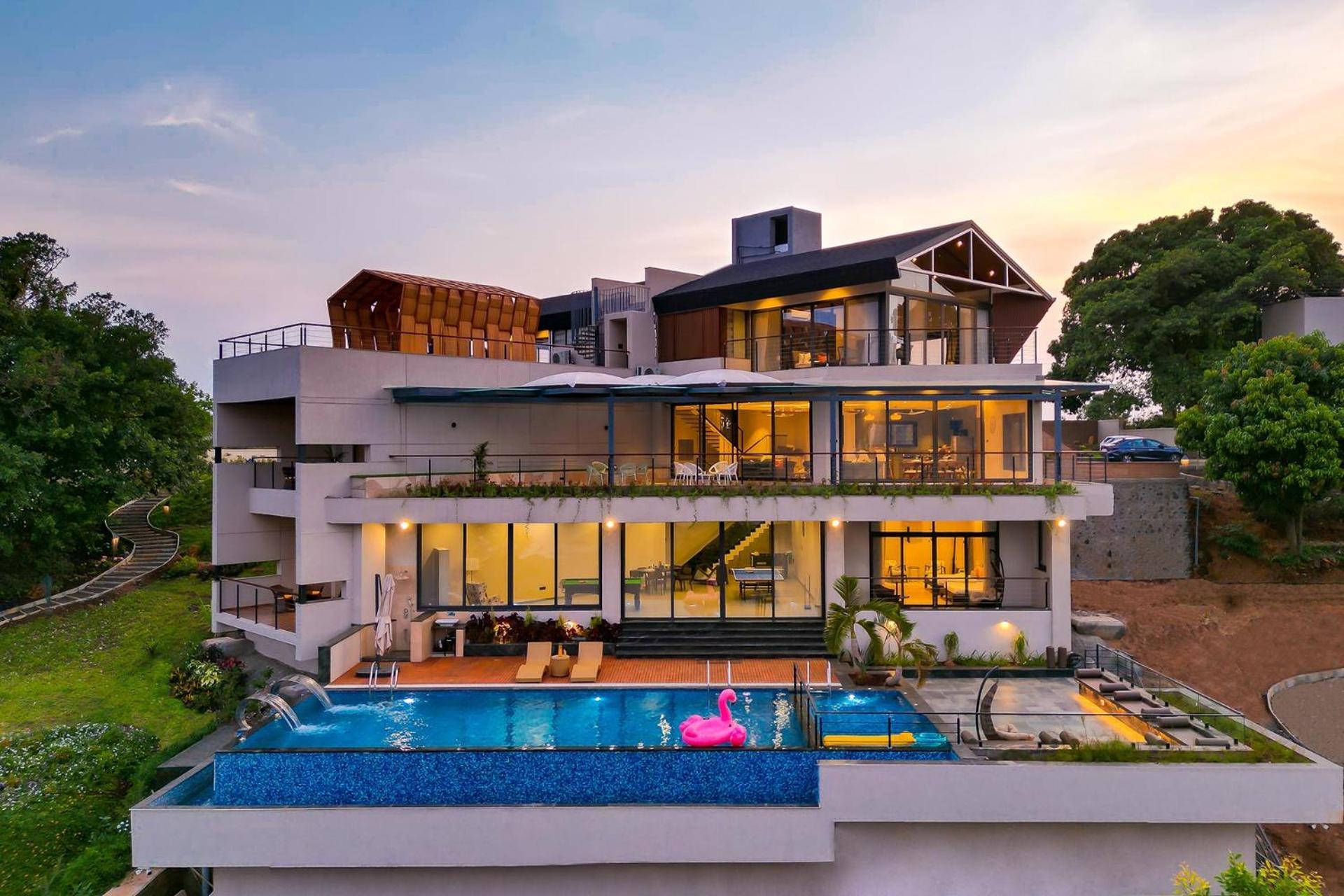 Pearl Lakeview Mansion By Stayvista - Lakeside Villa With Infinity Pool, Jacuzzi, In-House Theatre & Games Room Igatpuri Ngoại thất bức ảnh