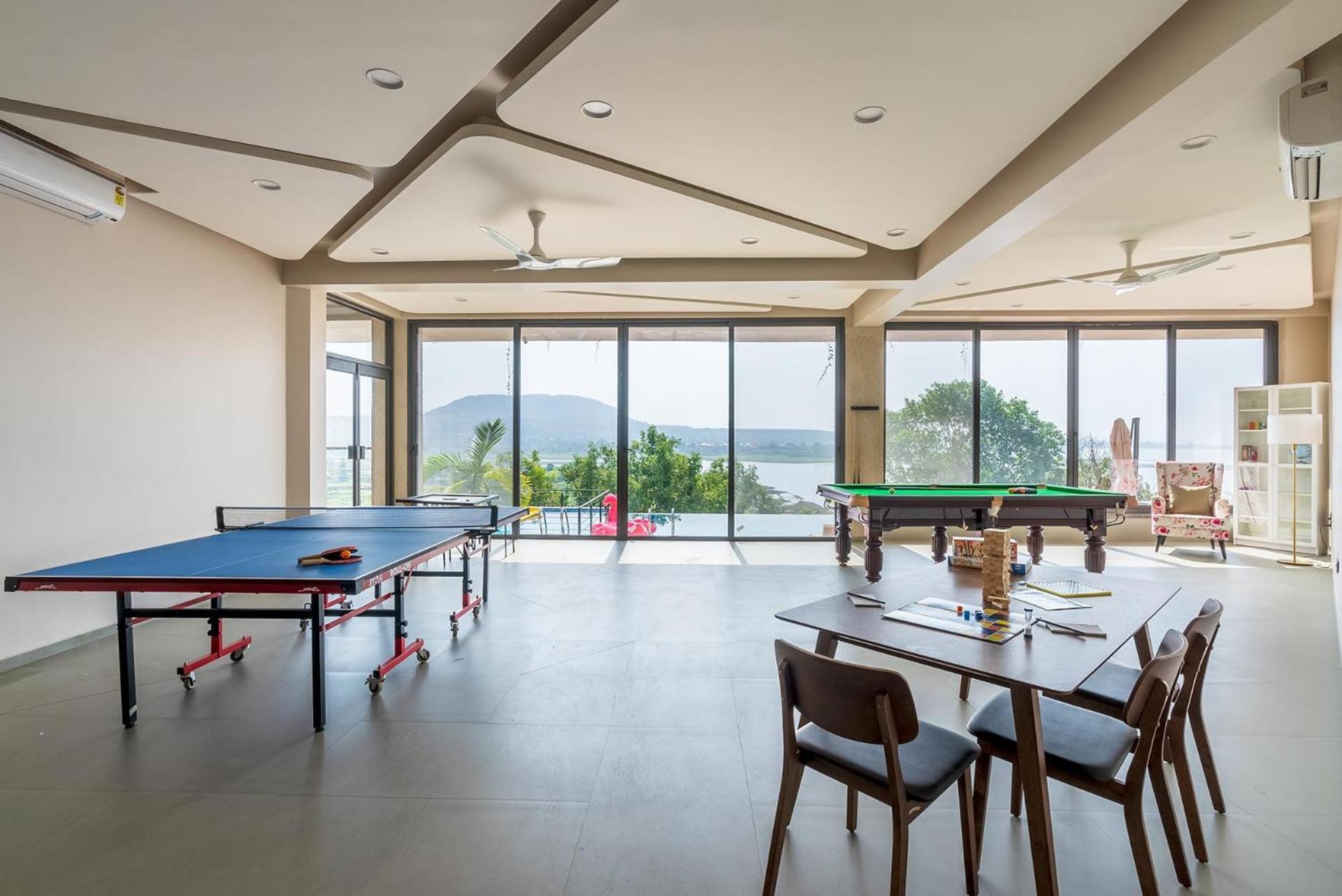Pearl Lakeview Mansion By Stayvista - Lakeside Villa With Infinity Pool, Jacuzzi, In-House Theatre & Games Room Igatpuri Ngoại thất bức ảnh